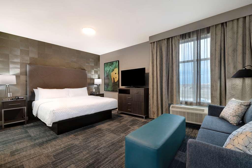 Hotel Homewood By Hilton Quail Springs 3*
